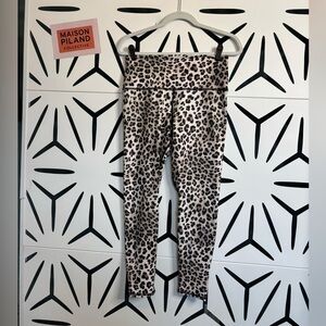 Evolution & Creation “The Brianna” Leopard Print Leggings – Sz L